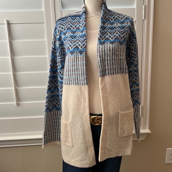 Joie Sweaters - Joie cardigan size M